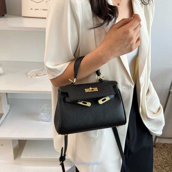 luxury designer tote bags h home kelys online store temperament versatile bag women's 2023 summer new urban simple handbag crossbody wi
luxury designer tote bags h home kelys online store temperament versatile bag women's 2023 summer new urban simple handbag crossbody wi