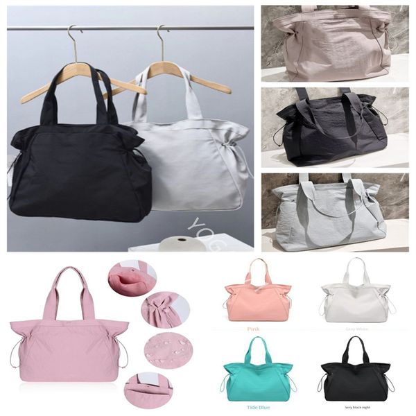 new designer bag lu lulemen shoulder handbag outdoor sports gym bag light travel bag yoga bag korean simple large capacity tote bag lulu men
new designer bag lu lulemen shoulder handbag outdoor sports gym bag light travel bag yoga bag korean simple large capacity tote bag lulu men
