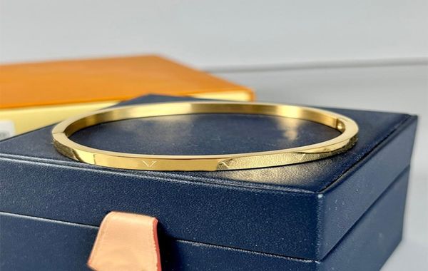 women designer bracelet jewelry diamond silver bangle fashion chain link pendent gold love bracelets l men wedding luxury high qua5203875, White
women designer bracelet jewelry diamond silver bangle fashion chain link pendent gold love bracelets l men wedding luxury high qua5203875, White