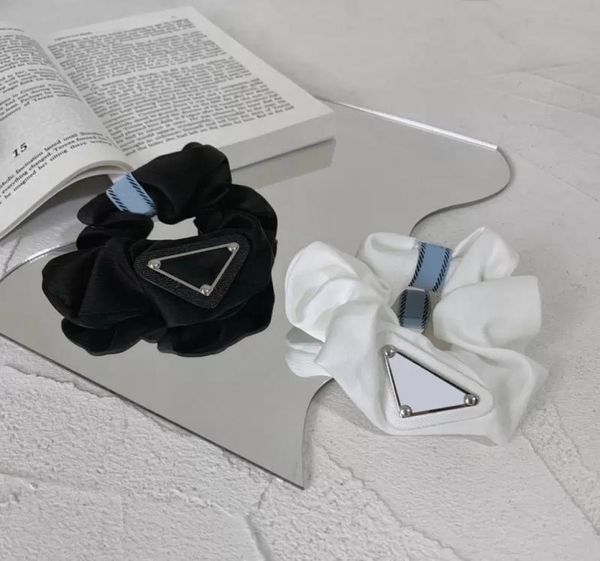 designer woman hair ring classic triangle elastic hairbands ponytail holder hair ties fashion women hairpin elegant girl hair acce4803070, Golden;silver
designer woman hair ring classic triangle elastic hairbands ponytail holder hair ties fashion women hairpin elegant girl hair acce4803070, Golden;silver