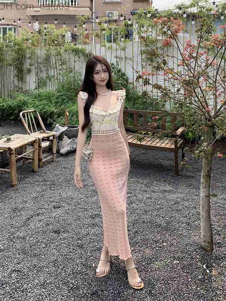 urban dresses back pull hollow tight dress retro women's 2023 summer designer patch work embroidered floral ruffled knit dress z230712, White;black
urban dresses back pull hollow tight dress retro women's 2023 summer designer patch work embroidered floral ruffled knit dress z230712, White;black