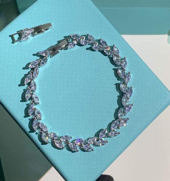 luxurys link designer bracelet women link charm bracelets love trendy fashion shiny and eyecatching fine jewelry elegant temperam3218780, Black
luxurys link designer bracelet women link charm bracelets love trendy fashion shiny and eyecatching fine jewelry elegant temperam3218780, Black