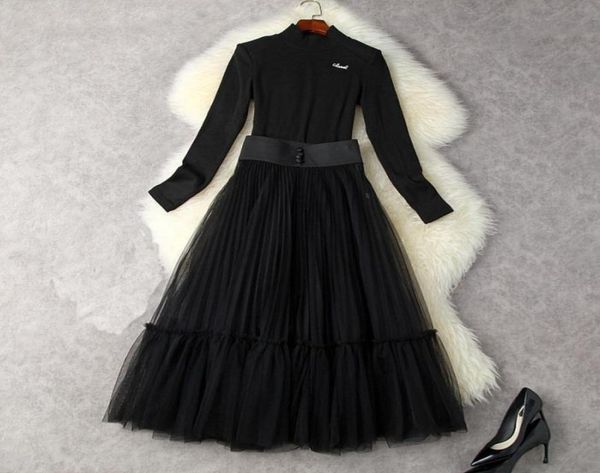 casual dresses 2022 fashion designer spring skirt set women black knitting dresshigh waist mesh office lady8903621, Black;gray
casual dresses 2022 fashion designer spring skirt set women black knitting dresshigh waist mesh office lady8903621, Black;gray