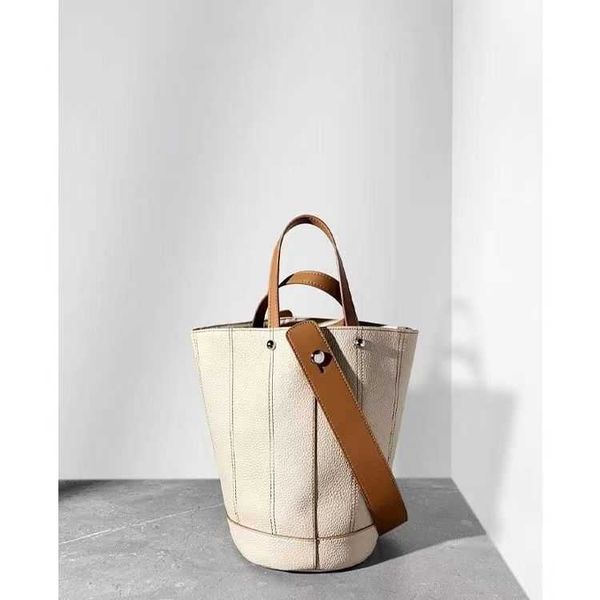 niche designer bucket cabbage basket tote bag new high-end feel hand bill of lading shoulder crossbody bag
niche designer bucket cabbage basket tote bag new high-end feel hand bill of lading shoulder crossbody bag