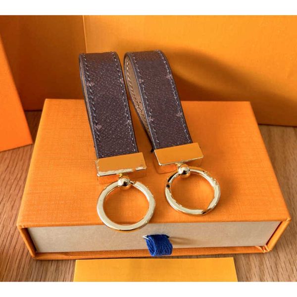 keychain brand designer keychain men's luxury car keyring women's buckle handmade leather bag pendant accessories multi-colored, Silver
keychain brand designer keychain men's luxury car keyring women's buckle handmade leather bag pendant accessories multi-colored, Silver