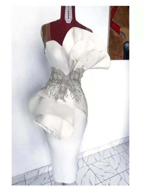 2022 modest white sheer straps cocktail dresses ruched satin knee length short prom evening gowns crystal sequins beaded appliques7640200, Black
2022 modest white sheer straps cocktail dresses ruched satin knee length short prom evening gowns crystal sequins beaded appliques7640200, Black