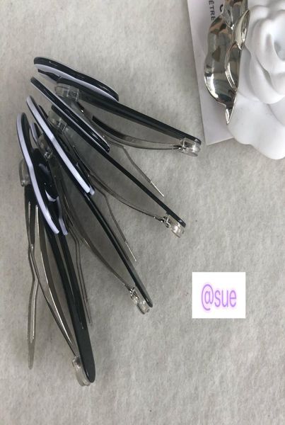 6x2cm fashion acrylic hair pin vipcc classic white and black c hair clips party gift viped hairpin with cards6296508, Golden;silver
6x2cm fashion acrylic hair pin vipcc classic white and black c hair clips party gift viped hairpin with cards6296508, Golden;silver