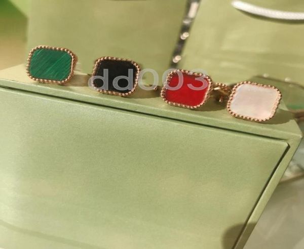 women four leaf clover designer earrings luxury studs fashion luxury orecchini earings designer for woman jewelry gift ohrringe st5689743, Golden;silver 
women four leaf clover designer earrings luxury studs fashion luxury orecchini earings designer for woman jewelry gift ohrringe st5689743, Golden;silver