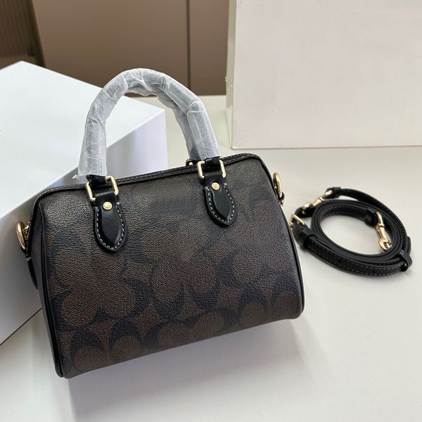 mini pillow rowan boston designer crossbody handbag tabby leather bags adjustable belts luxury bag jacquard coac travel shoulder women walle
mini pillow rowan boston designer crossbody handbag tabby leather bags adjustable belts luxury bag jacquard coac travel shoulder women walle