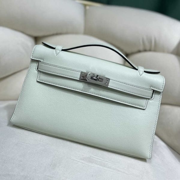original luxury designer tote bags h home kelys online store 2023 new home semi handmade wax thread first generation womens bag layer swift
original luxury designer tote bags h home kelys online store 2023 new home semi handmade wax thread first generation womens bag layer swift