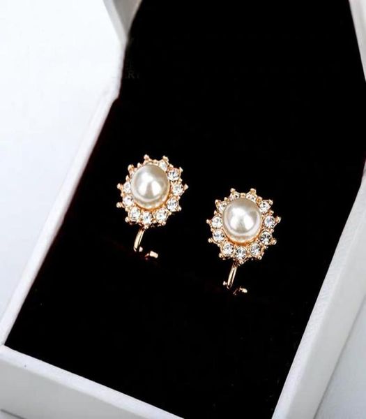 trendy flower design pearl ear clips earings for mother039s day gift fashion wedding party jewelery for bridal earring bijoux g2592484, Silver
trendy flower design pearl ear clips earings for mother039s day gift fashion wedding party jewelery for bridal earring bijoux g2592484, Silver