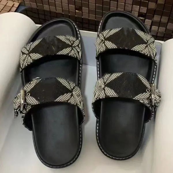 casual shoes 2023 woman slipper designer quality genuine leather printing flip flop size 35-41 with box, Black
casual shoes 2023 woman slipper designer quality genuine leather printing flip flop size 35-41 with box, Black