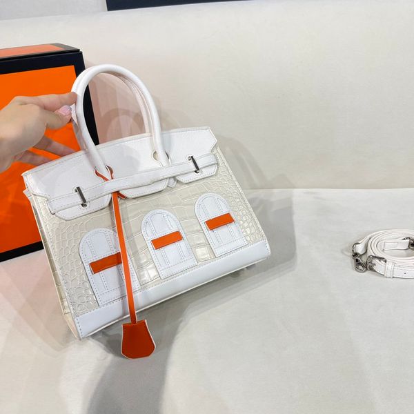 platinum color matching design canvas bag crocodile print small house splicing women's real leather bag business elite commuter bag fas
platinum color matching design canvas bag crocodile print small house splicing women's real leather bag business elite commuter bag fas