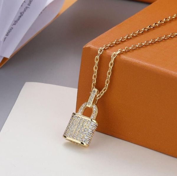 new luxury necklaces jewelry ladies men designer elegant fashion exquisite pendant silver chain necklace gold lock pendant high qu6158176
new luxury necklaces jewelry ladies men designer elegant fashion exquisite pendant silver chain necklace gold lock pendant high qu6158176