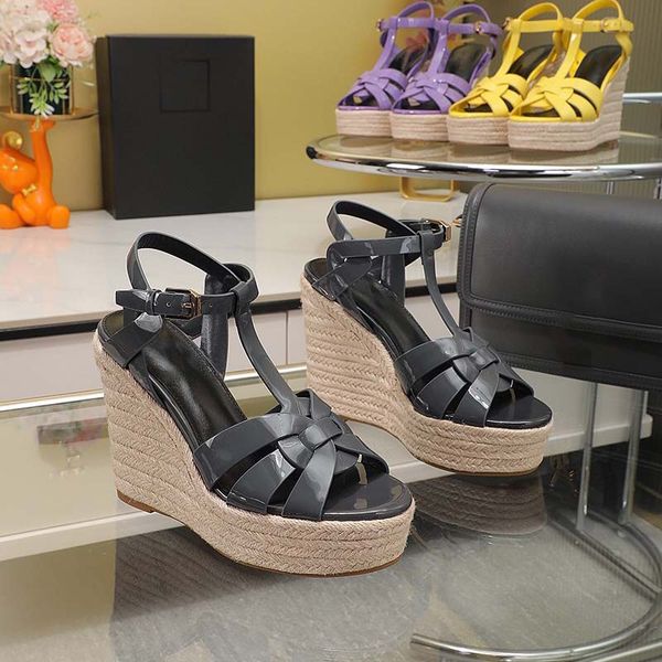 est heels with dustbag women shoes designer sandals quality sandals heel height and sandal flat shoe slides slippers by brand s389 002, Black
est heels with dustbag women shoes designer sandals quality sandals heel height and sandal flat shoe slides slippers by brand s389 002, Black