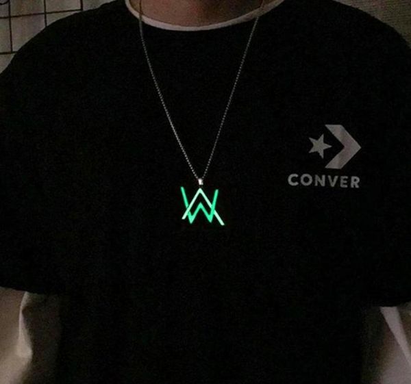 electronic sound alan man hip hop allen walker w luminous pendant fashion brand necklace woman6097832, Silver
electronic sound alan man hip hop allen walker w luminous pendant fashion brand necklace woman6097832, Silver