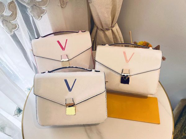 designer women's bag brand luxury shoulder bag 2023 fashion letter charming handbag aaaaa hhh
designer women's bag brand luxury shoulder bag 2023 fashion letter charming handbag aaaaa hhh