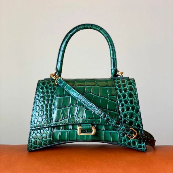 classic hourglass clutch crossbody bags women's mens with shoulder strap luxury genuine leather designer crocodile handbag chain travel
classic hourglass clutch crossbody bags women's mens with shoulder strap luxury genuine leather designer crocodile handbag chain travel