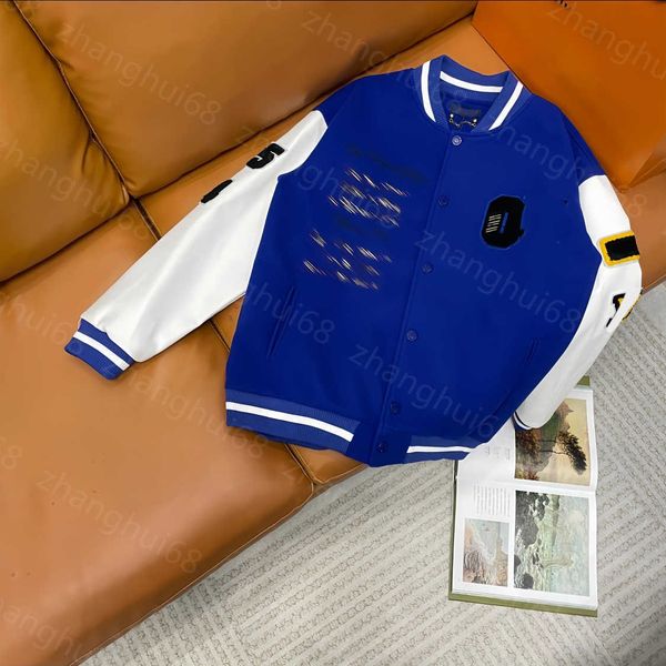 23ss womens designer clothing womens jacket stand-up collar patchwork leather sleeve embroidered letter baseball jacket jacket women clothes, Black;brown
23ss womens designer clothing womens jacket stand-up collar patchwork leather sleeve embroidered letter baseball jacket jacket women clothes, Black;brown