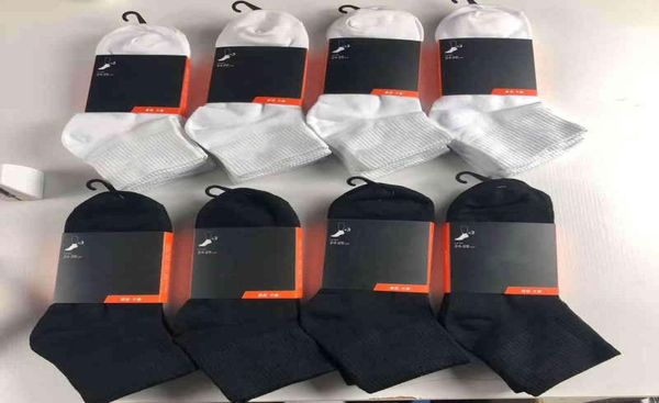 mens socks women cotton allmatch classic ankle letter breathable black and white football basketball sports sock who2281054
mens socks women cotton allmatch classic ankle letter breathable black and white football basketball sports sock who2281054