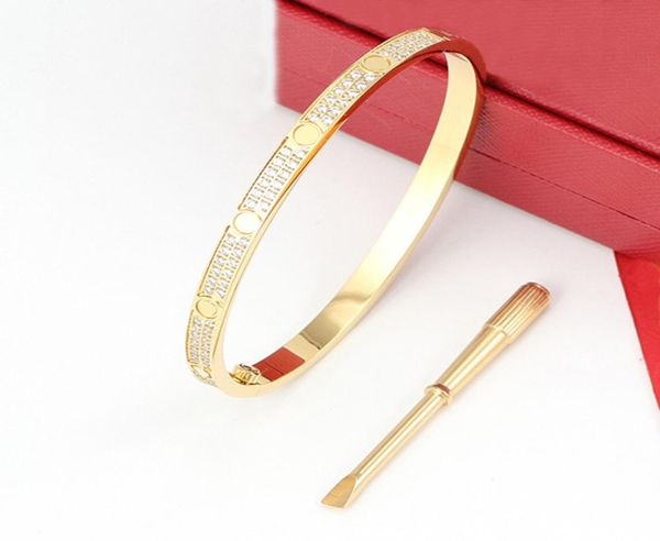 18k gold bracelet mens and women love bracelet fashion 316l stainless steel plated9625836, Black
18k gold bracelet mens and women love bracelet fashion 316l stainless steel plated9625836, Black