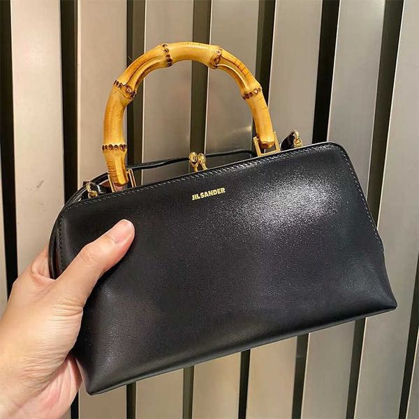 jil sander jil sander goji bamboo joint mouth gold bag women's leather handle single shoulder crossbody handbag
jil sander jil sander goji bamboo joint mouth gold bag women's leather handle single shoulder crossbody handbag