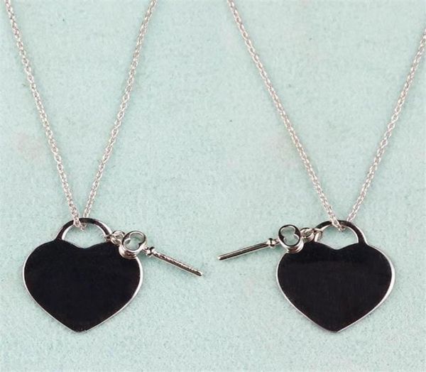 designer women pendant necklace ladies necklace luxurys designers jewelry heart key gold silver love neckwear gift chains7216624
designer women pendant necklace ladies necklace luxurys designers jewelry heart key gold silver love neckwear gift chains7216624