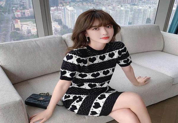 new design women039s summer oneck short sleeve love heart print cute knitted sweater dress plus size sml8798659, Black;gray
new design women039s summer oneck short sleeve love heart print cute knitted sweater dress plus size sml8798659, Black;gray