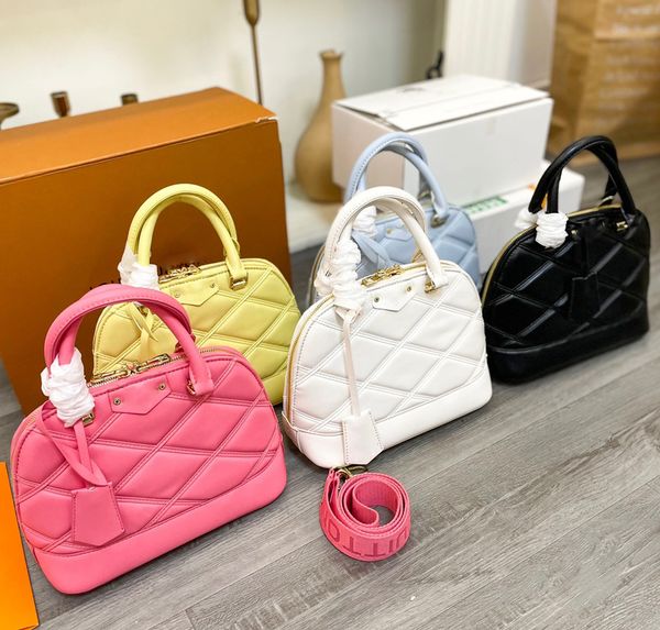 louls vutt designer shoulder bag crossbody bag purse designer woman handbag 5a+ crossbody designer bags messenger bag luxurys handbags
louls vutt designer shoulder bag crossbody bag purse designer woman handbag 5a+ crossbody designer bags messenger bag luxurys handbags