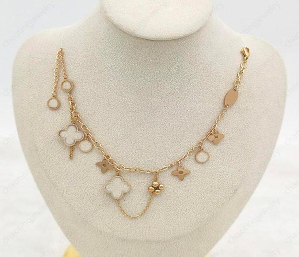 50cm chain length l letter necklace fourleaf clover logo two styles with fashion luxury jewelry suitable for all kinds of holiday1870224, Silver
50cm chain length l letter necklace fourleaf clover logo two styles with fashion luxury jewelry suitable for all kinds of holiday1870224, Silver