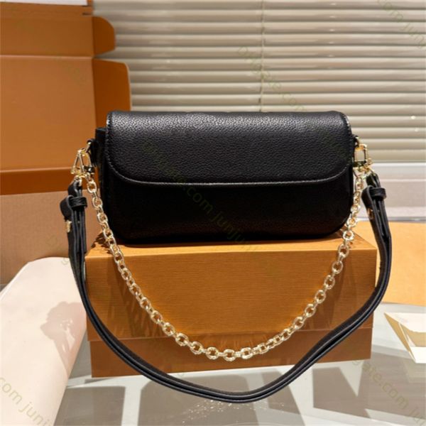 fashion style leather embossing cross body bags totes wallet lady chain shoulder shoulders bag letter printing handbags messenger bag clutch
fashion style leather embossing cross body bags totes wallet lady chain shoulder shoulders bag letter printing handbags messenger bag clutch