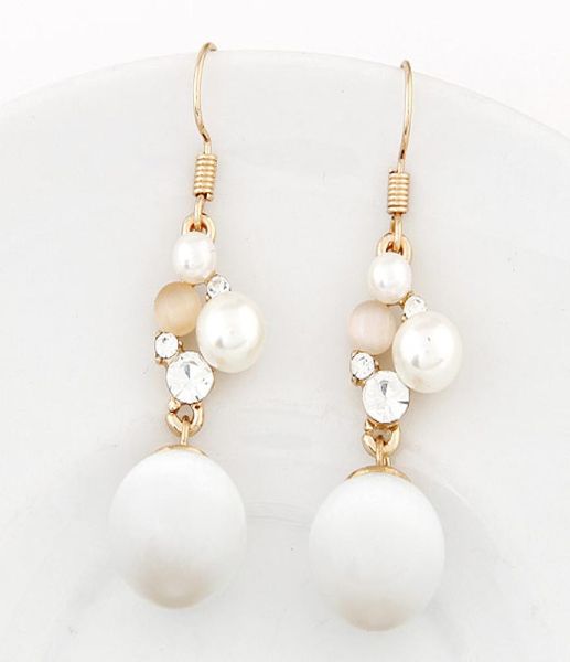 big long crystal drop earrings for women vintage simulated pearl gold color fine jewelry wedding accessories 20194019430, Golden;silver
big long crystal drop earrings for women vintage simulated pearl gold color fine jewelry wedding accessories 20194019430, Golden;silver
