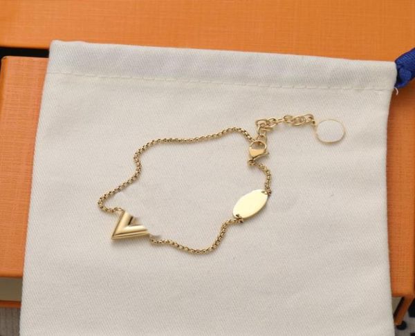 man bracelet jewelry designer cjewelers letter bracelet valentines day party gifts wedding gatherings luxury bracelets plated gold3487033, Golden;silver
man bracelet jewelry designer cjewelers letter bracelet valentines day party gifts wedding gatherings luxury bracelets plated gold3487033, Golden;silver
