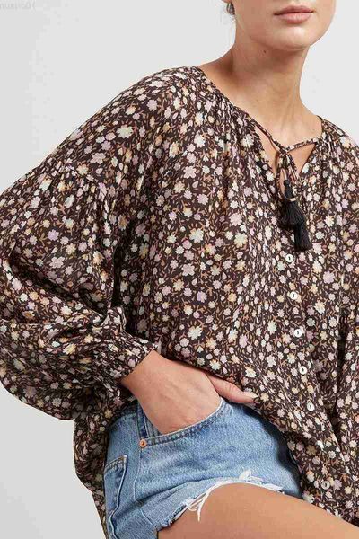 women's blouses shirts super chic black floral women shirt for women v-neck tassle long sleeve bohemian style cotton shirt spring summ, White
women's blouses shirts super chic black floral women shirt for women v-neck tassle long sleeve bohemian style cotton shirt spring summ, White