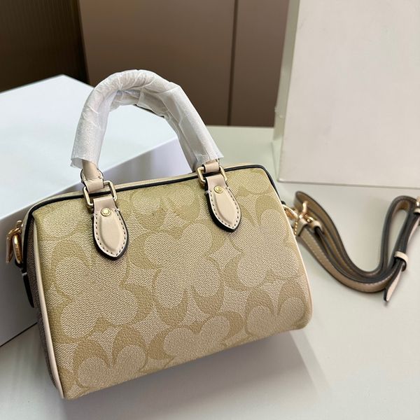 2023 mini pillow rowan boston designer crossbody handbag tabby leather bags adjustable belts luxury bag jacquard coac travel shoulder women
2023 mini pillow rowan boston designer crossbody handbag tabby leather bags adjustable belts luxury bag jacquard coac travel shoulder women