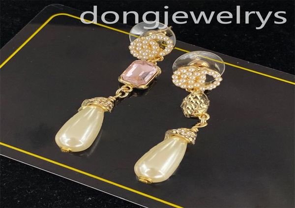 chain wedding party jewerlry earings gold plated luxurys designer earring crystal rhinestone stud dongjewelrys luxury famous brand1370621, Golden;silver
chain wedding party jewerlry earings gold plated luxurys designer earring crystal rhinestone stud dongjewelrys luxury famous brand1370621, Golden;silver