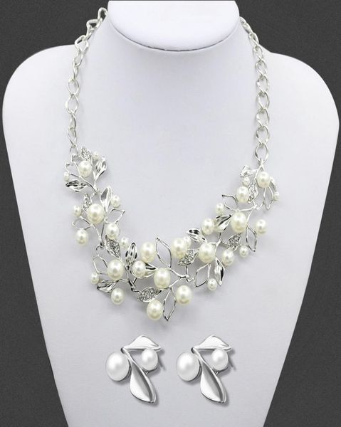 2016 fashion western leaf type necklace pearl earrings jewelry woman sweater crystal rhinestone necklace chain wedding gift6143228, Silver
2016 fashion western leaf type necklace pearl earrings jewelry woman sweater crystal rhinestone necklace chain wedding gift6143228, Silver