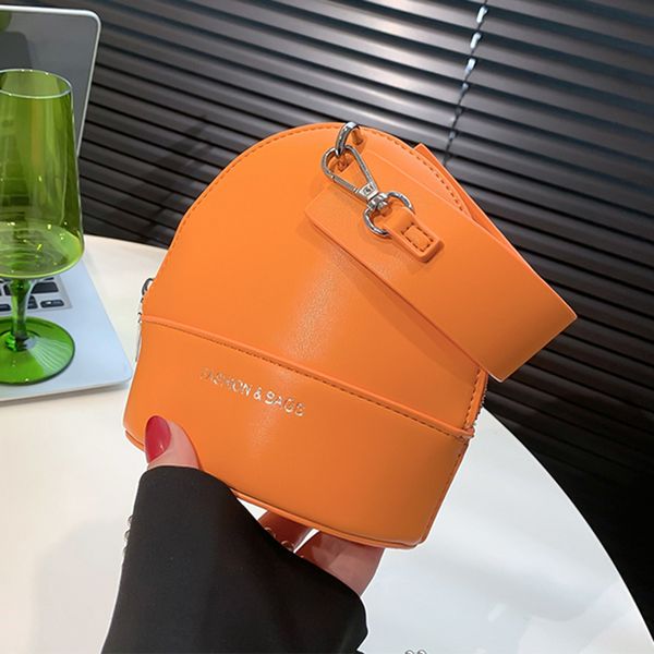 evening bags designer women mini shell clutch pu leather chain crossbody fashion lady small lipsticks coins key handbags and purses 230711
evening bags designer women mini shell clutch pu leather chain crossbody fashion lady small lipsticks coins key handbags and purses 230711