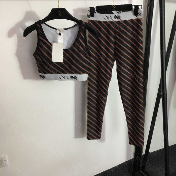 23ss yoga suit womens designer clothing women tracksuit presbytery logo printed tank stretch slimming leggings set womens clothing, Gray
23ss yoga suit womens designer clothing women tracksuit presbytery logo printed tank stretch slimming leggings set womens clothing, Gray