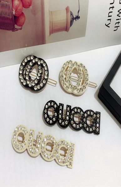 2022 new fashion crystal letters designer hair clips barrettes classic girls hair jewelry accessories51458747365015, Golden;silver
2022 new fashion crystal letters designer hair clips barrettes classic girls hair jewelry accessories51458747365015, Golden;silver