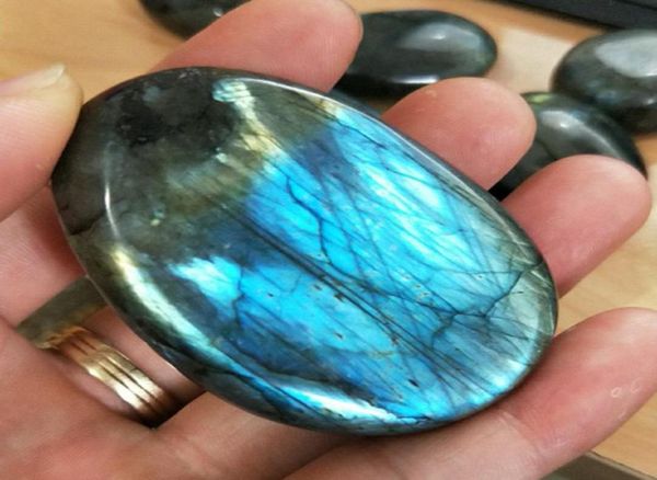 natural crystal moonstone raw gemstone ornament polished quartz labradorite handicraft fish tank decorating stone healing stone3797758, Black
natural crystal moonstone raw gemstone ornament polished quartz labradorite handicraft fish tank decorating stone healing stone3797758, Black