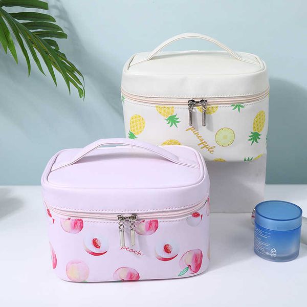 lady cosmetic bags cases fruit printing and generous pu waterproof makeup bag for traveling portable wash bag large capacity storage 230704
lady cosmetic bags cases fruit printing and generous pu waterproof makeup bag for traveling portable wash bag large capacity storage 230704