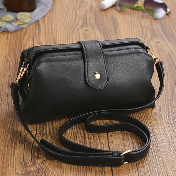 fashion pu tote bag large capacity portable handbags plant soft mouth gold bag square bag clip bag casual mini crossbody small bag wholesale
fashion pu tote bag large capacity portable handbags plant soft mouth gold bag square bag clip bag casual mini crossbody small bag wholesale