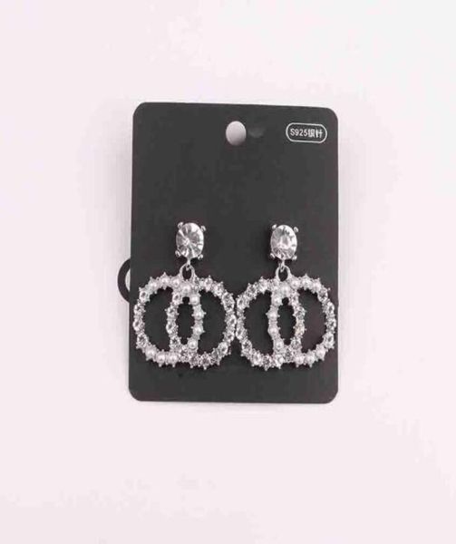 23ss gold silver 2color mixed fashion letters stud small sweet wind luxury designer women crystal rhinestone diamond round earring3708749, Golden;silver
23ss gold silver 2color mixed fashion letters stud small sweet wind luxury designer women crystal rhinestone diamond round earring3708749, Golden;silver