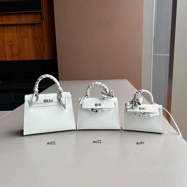 original luxury designer tote bags h home kelys online store new box leather smooth cow bag leather cross body small fashion shoulder lock h
original luxury designer tote bags h home kelys online store new box leather smooth cow bag leather cross body small fashion shoulder lock h