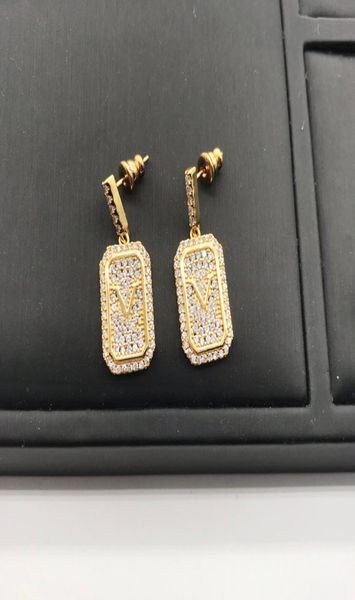 designer earrings pearl v for women earring luxurys designers heart gold hoop stud earrings jewelry retro avantgarde d2112074z6482957, Golden;silver
designer earrings pearl v for women earring luxurys designers heart gold hoop stud earrings jewelry retro avantgarde d2112074z6482957, Golden;silver