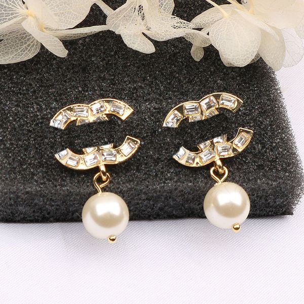 simple designer earring round letter stud earrings 25 sier stud geometric jewelry women for women wedding christm gifts 20 style, Golden;silver
simple designer earring round letter stud earrings 25 sier stud geometric jewelry women for women wedding christm gifts 20 style, Golden;silver