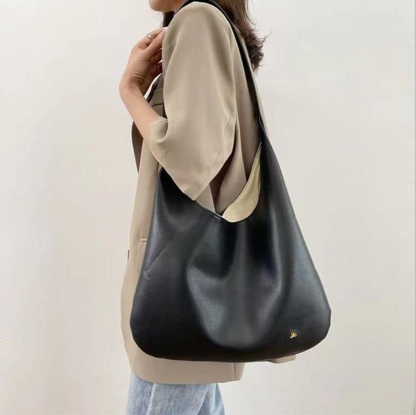 jaquemus bags jaquemus 2023 new women's bag leather shoulder bag large capacity shopping bag soft leather tote bag
jaquemus bags jaquemus 2023 new women's bag leather shoulder bag large capacity shopping bag soft leather tote bag