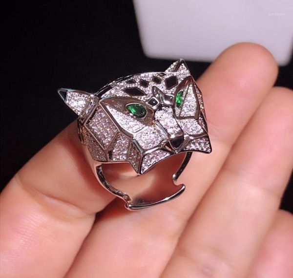 zircon stone leopard head finger ring green eye panther animal half stone men women statement cool party ring jewelry14645046, Golden;silver
zircon stone leopard head finger ring green eye panther animal half stone men women statement cool party ring jewelry14645046, Golden;silver