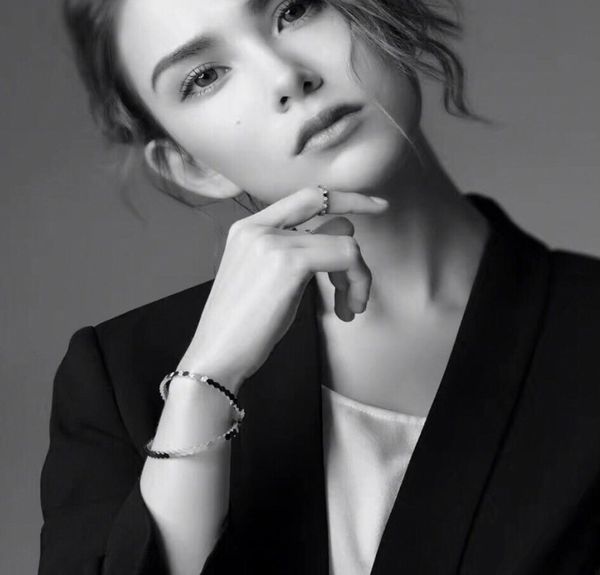 designer necklaces for women locket necklaces jewelry the new listing 2020 new fashion modern style elegant 2eb8293944, Silver
designer necklaces for women locket necklaces jewelry the new listing 2020 new fashion modern style elegant 2eb8293944, Silver